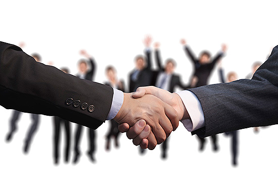 山东省青岛市青岛高新技术产业开发区医旧门唱警车有限合伙企业